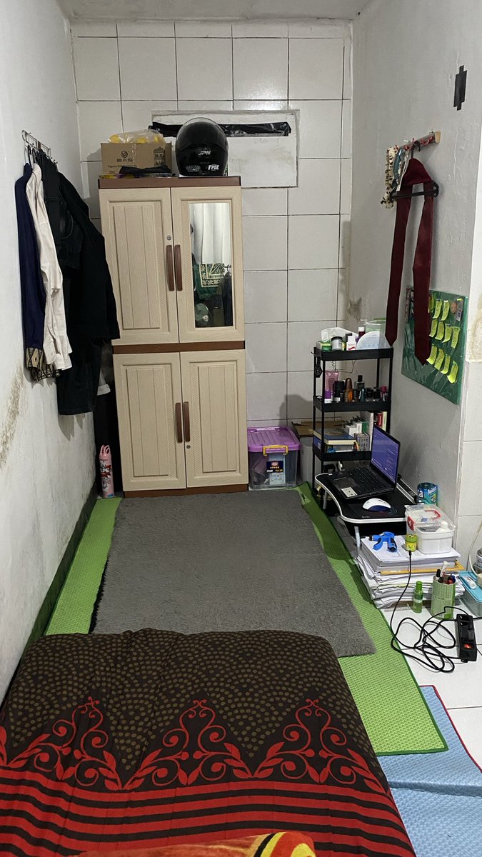 battlsy's tweet photo. @uppifess Kosan Campur Overkost 3 Bulan 
Kamar Mandi Dalam
Akses 24 jam
Parkiran Motor
Lemari, Kasur, Meja Belajar
Ada wifi 5G
750/bulan
Lokasi Belakang Alfamart KPAD

wa 085860921489 https://t.co/gEPVowjZDm