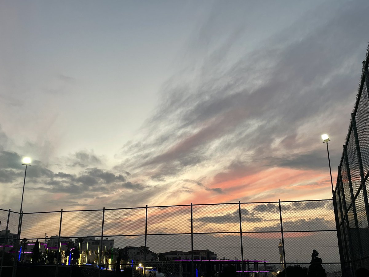 L_BYR14's tweet photo. My best photos of June https://t.co/Mr4yTel6ry