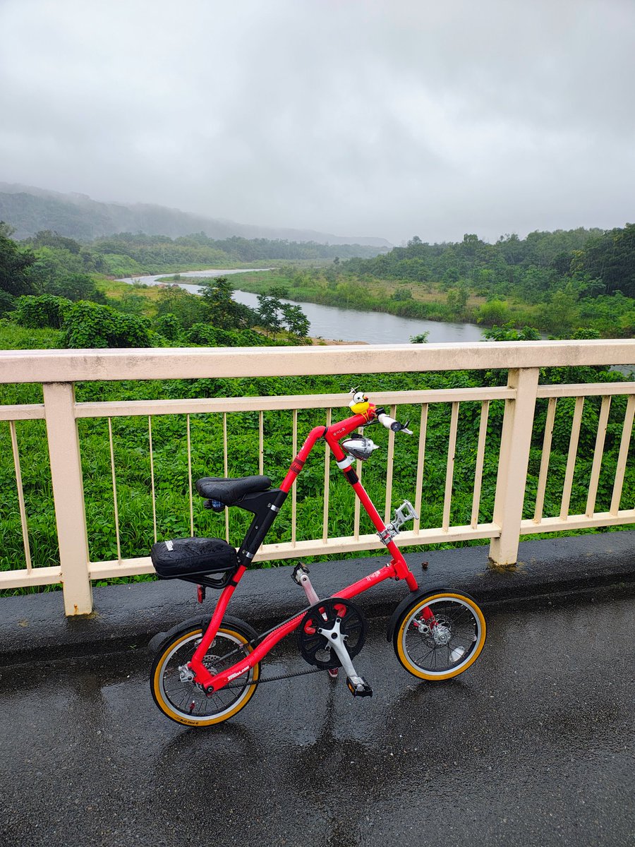 kojirou4941's tweet photo. #チャリ通
#多摩川
#STRiDA
おはようございます😊
今日はしっかりとした雨の朝☔
出来たら通勤時間だけは止んでて欲しいな😭
それでは雨の木曜日
ぼちぼちと頑張ってきます💪 https://t.co/i69QX6ljZA