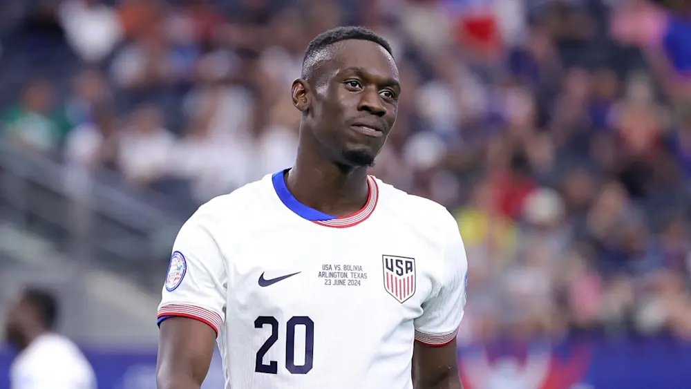 oddscheckerUS's tweet photo. Captain America is back! 🫡🇺🇸

Christian Pulisic is set to return to the starting lineup for tonight’s Round of 32 showdown. Whether you’re backing a Folarin Balogun goal (+115) or a dominant U.S. performance, the energy in San Francisco is going to be electric.

See our favorite props here: https://t.co/MCwQHUgrIg
#WorldCup2026 #Pulisic #USMNT #USA