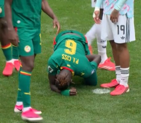 trainfantome7's tweet photo. Senegal belgique les gars jamais vu un karma pareil jpp https://t.co/6kcx7DgWVE