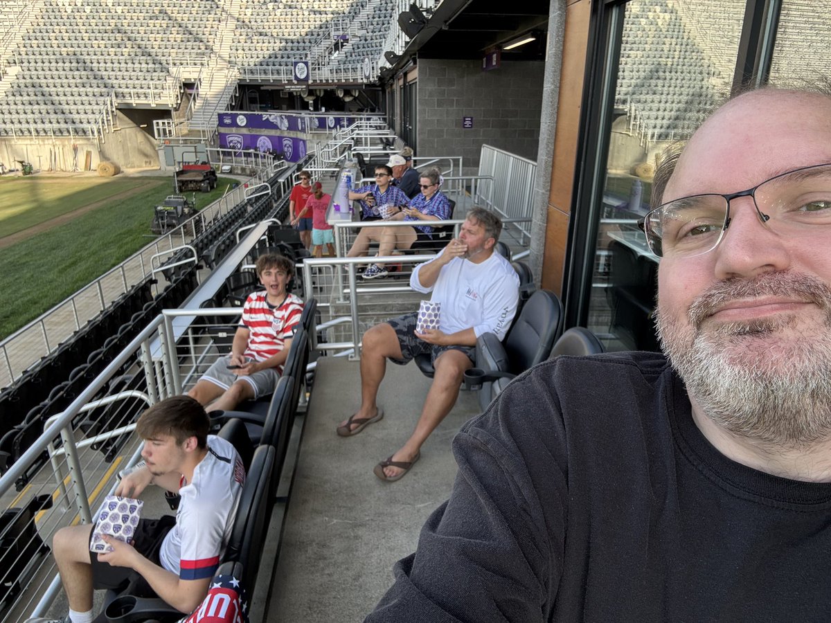 adam_welp's tweet photo. #SuiteLife at the @loucityfc #USMNT watch party! https://t.co/Op2dtwbZup