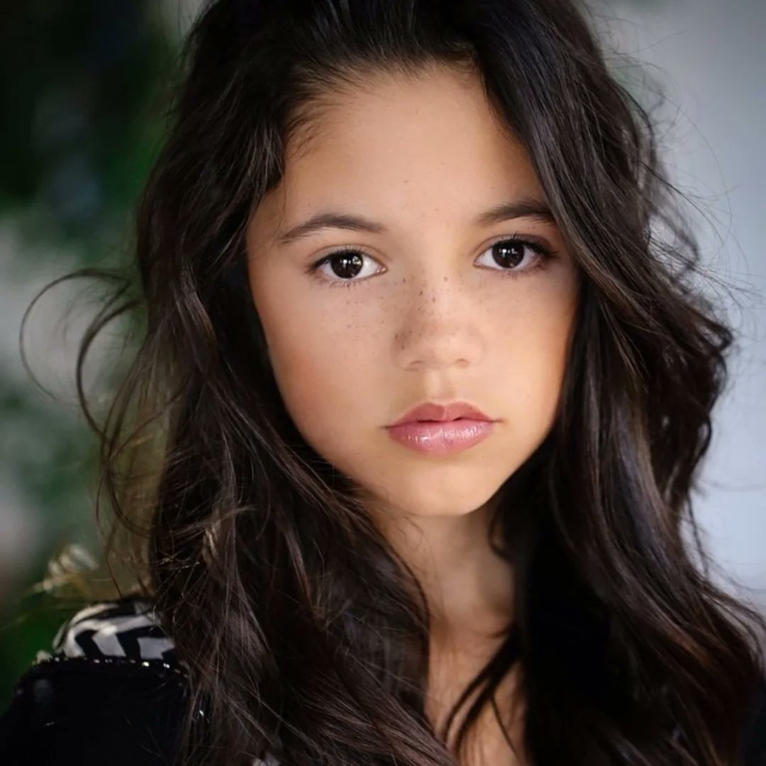 jennaortega13om's tweet photo. Old Photos of Jenna Ortega for Lilly K Photography.
"The Talented Jenna Ortega ❤️ #watchoutworld #stuckinthemiddle #DisneyChannel Hair/Mua KellieEwing
https://t.co/g0OBvtKiKg". https://t.co/tKyWaU2R9c