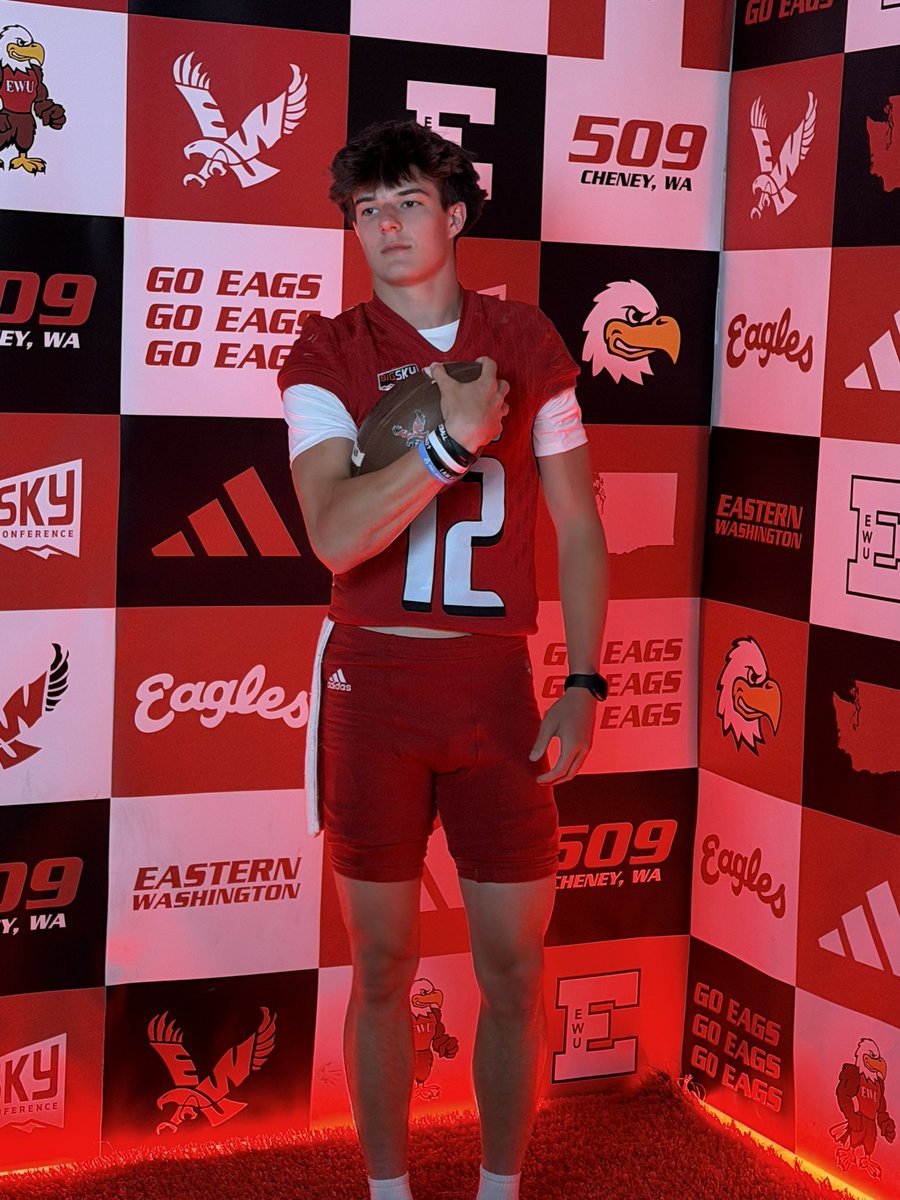 nathan_zettle's tweet photo. Had a great unofficial visit at Eastern Washington University yesterday and enjoyed competing at camp afterward. Thank you to the coaching staff for their time and hospitality. Grateful for the opportunity and excited to continue building the relationship! #EKG #GoEags 🦅
@codybrown_20 @Coach_Hunt04 @CoachAnderson_M @CoachBestEWU @Coach_ZBruce