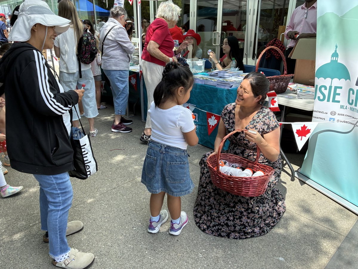 BowinnMa's tweet photo. Happy Canada Day! 🍁🇨🇦🍁 Grateful for another amazing Canada Day filled with laughter, fun, and engaging with community members. I'm so glad we could connect one last time before the little one arrives for the summer. https://t.co/9YPMSukwDh