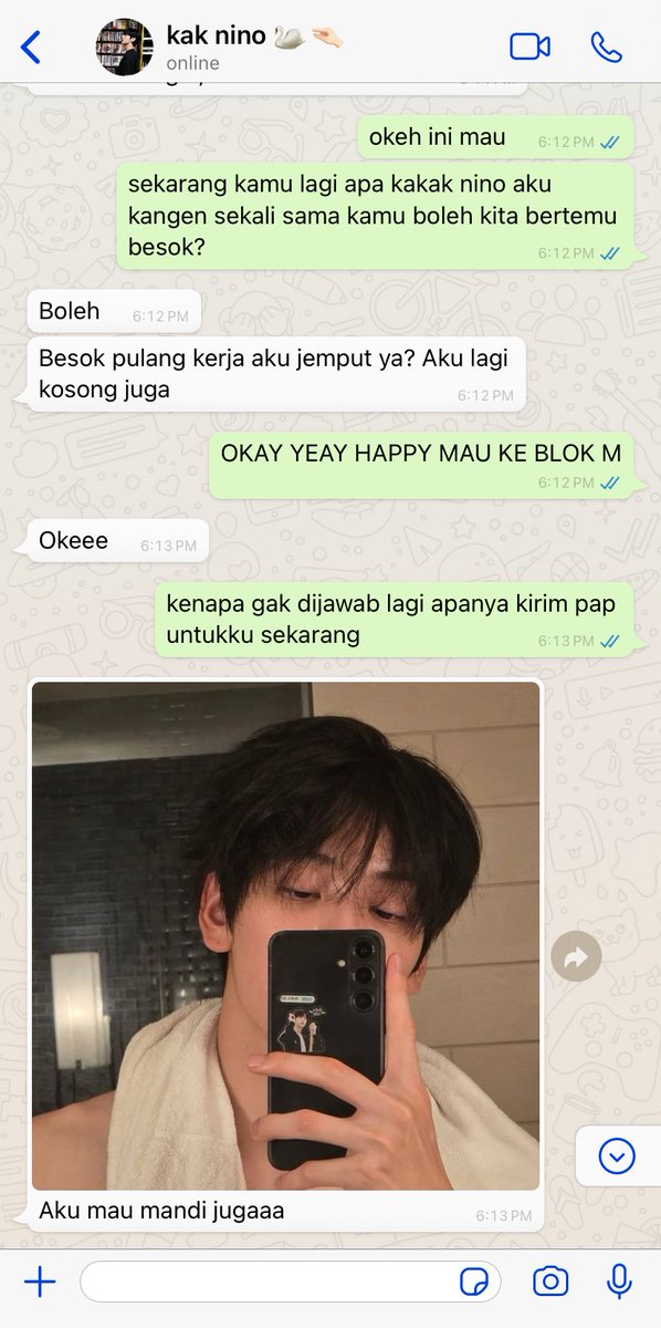 extenler's tweet photo. what if karena room chat aslinya yang ini https://t.co/g2JGlkhoRj