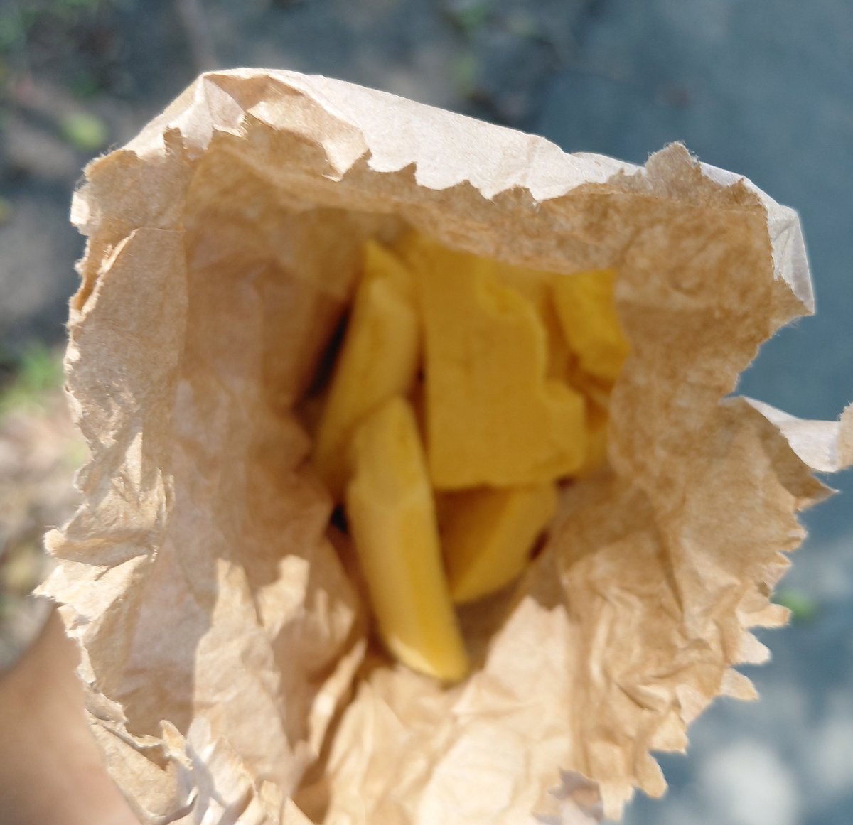 milloodwq's tweet photo. 01/07
hoje foi um dia bem tranquilo. fiquei mt feliz de ter feito meu recorde na caminhada tbm!! queria fazer até 15k mas vou deixar essa meta pra amanhã.
biscoitos: 300kcal(chute alto)
salgado + refri: 416
bombom: 106
total do dia: 822kcal!
bem junk  mas foi:p https://t.co/V5ykvCnWcj