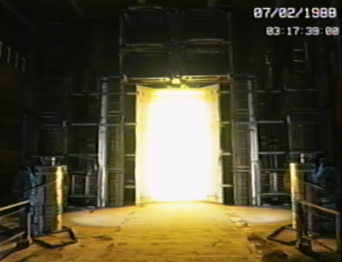 KaneHypeGuy's tweet photo. 38 years ago today, the Async Research Facility tested its Low-Proximity Magnetic Distortion System for the third time. https://t.co/RuHvMFL7uE