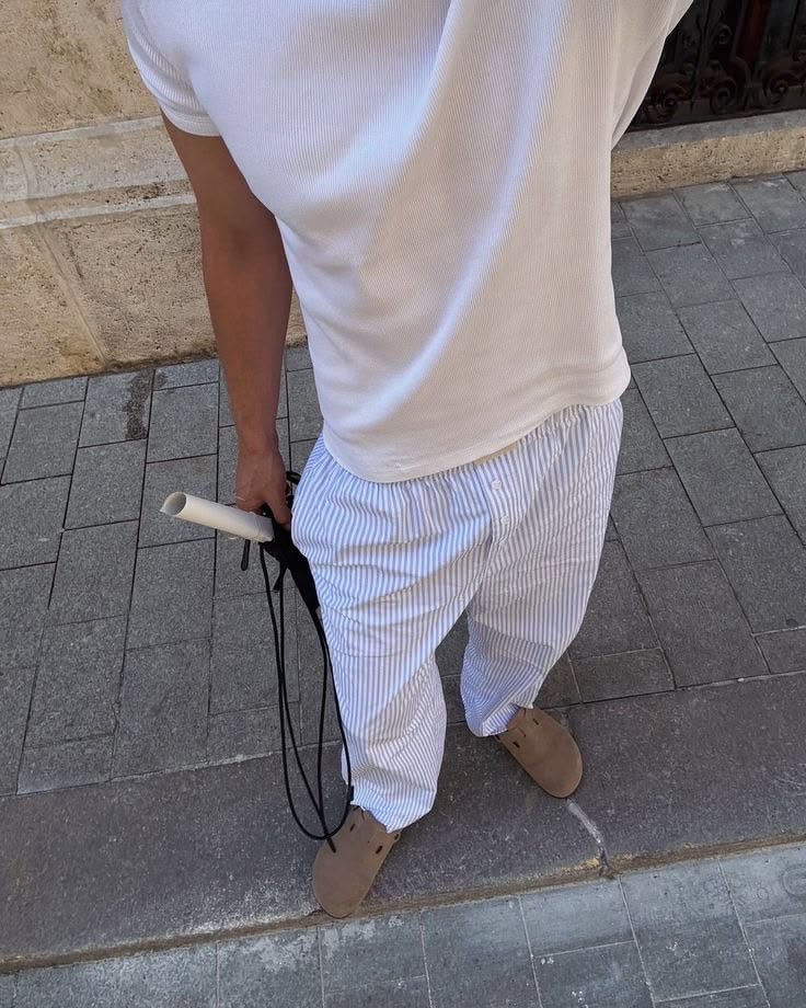 aam9j's tweet photo. clean fits > https://t.co/PeEl56FzMn