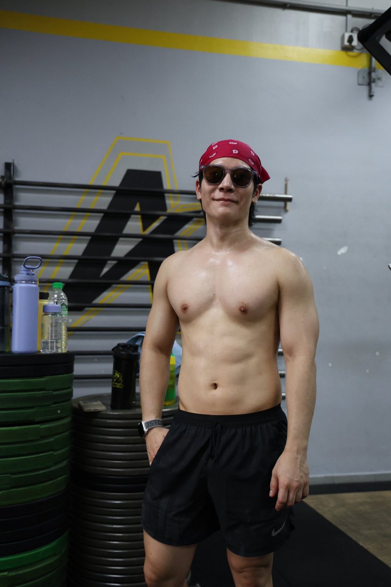 ATPzGYU's tweet photo. ยิ่งออกยิ่งอวบ ต้องควบอาหารเสริม + คุมอาหารเหมือนคนอื่นบ้างละ https://t.co/oTXdUITDVT