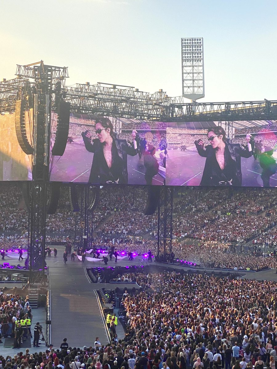 hobiiworld's tweet photo. i cried genuine TEARS https://t.co/OPGmeAM0p3