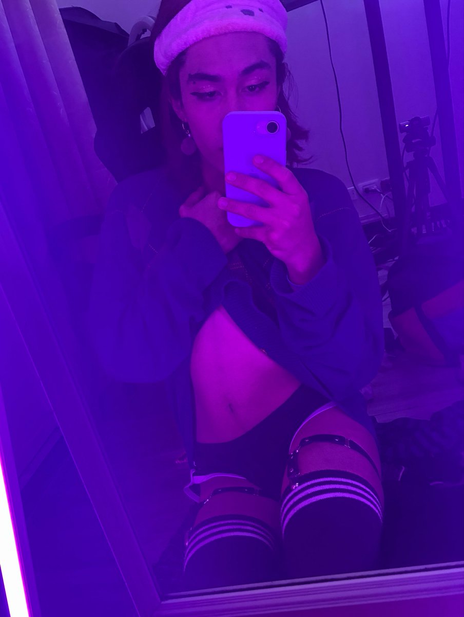 bottomfem818's tweet photo. :3 @femboy @sissy @trans @bbc https://t.co/g8EbgaI1tW