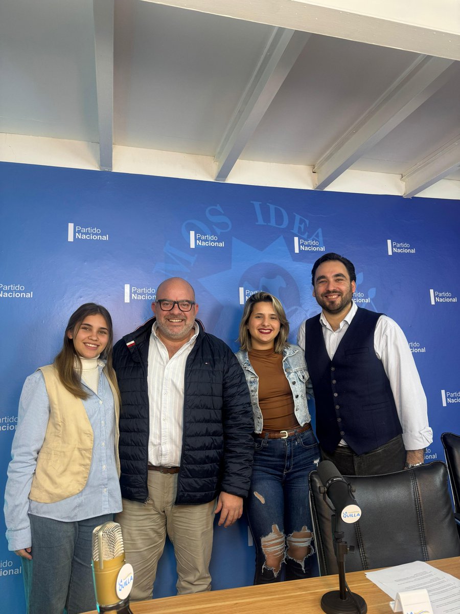 martinelgue's tweet photo. Hoy estuvimos junto a @karlachvezz en #LaQuilla el streaming del @PNACIONAL

Gracias por la amable entrevista ! https://t.co/FXQKvpgoHG