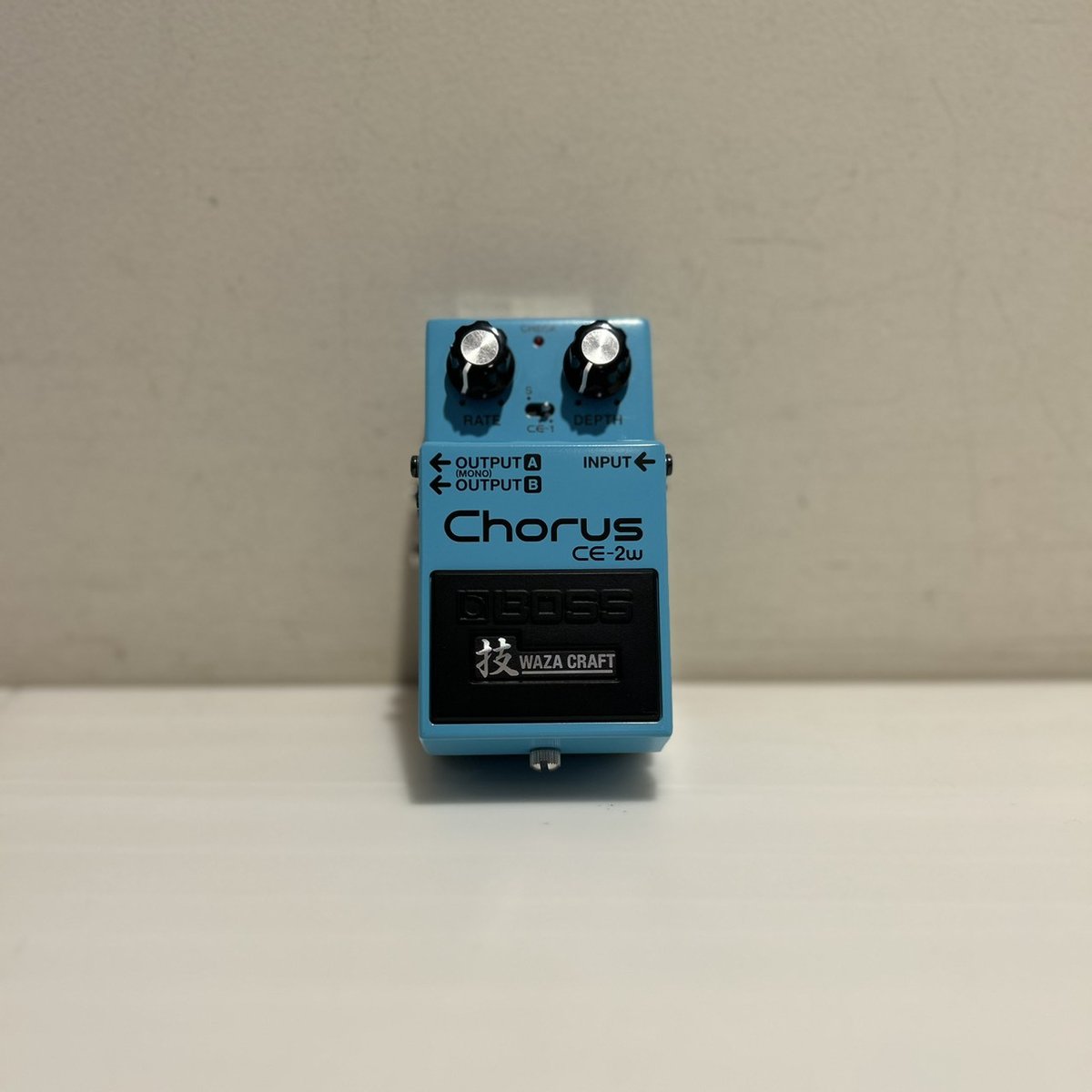 🎸#最新情報🎸 BOSS 【USED】CE-2W コーラス/現物写真 恐らく1度も使用
