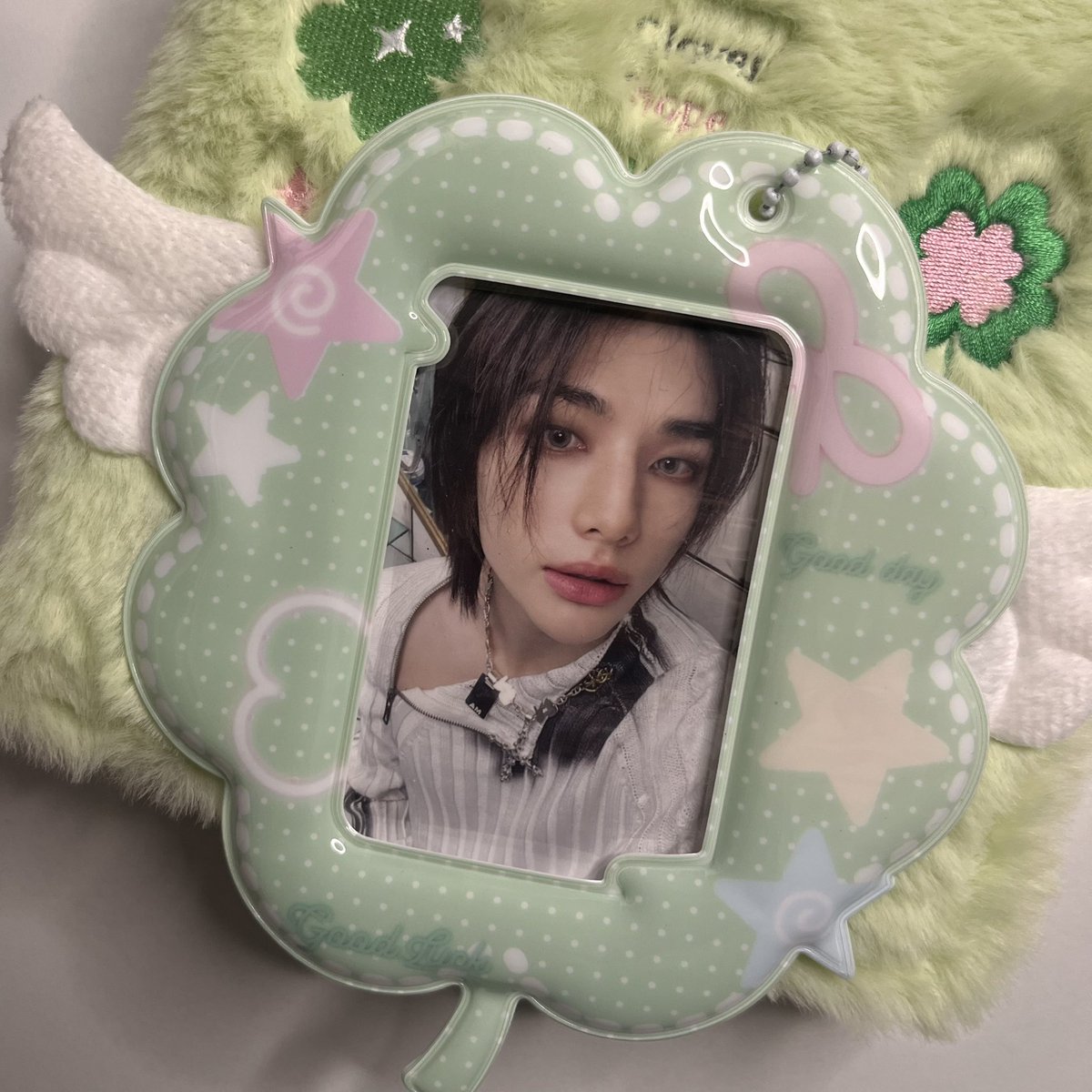 xxznie's tweet photo. ⠀⠀ ͡ໃ﹒﹕۪happy  hyunjuly   𐔌  🍀   　 ݁ 　ৎ ݂ ݁ https://t.co/Lm7pV7kXSd