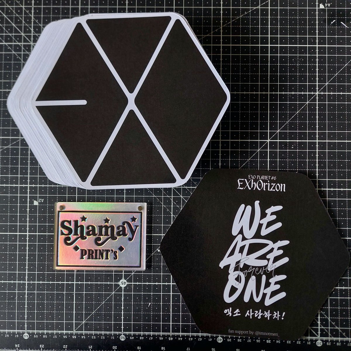muuningning's tweet photo. Hello guys, will be distributing hand fans freebies around MOA. See youuuu~

• also up for trades
• will distribute randomly 
• limited only
• 1:1

#exhorizon #exo #exhorizoninmanila https://t.co/NaoYFHAUyd