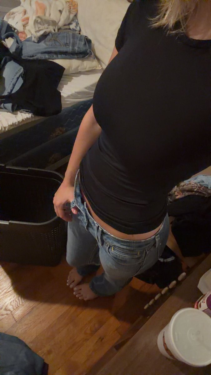bob834068656166's tweet photo. Hot teen slut #bop #boobs #teen https://t.co/Gaiy8ypqAn