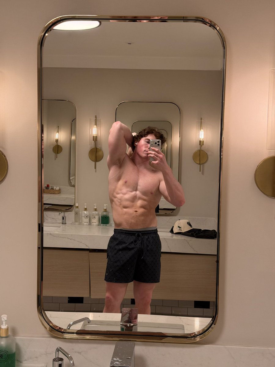 Main Man Max Abrams tweet media