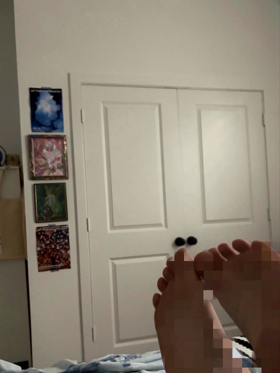 steponurthroat's tweet photo. the thought of my feet controlling your mind is all you need to hit “send”

. findom https://t.co/tyakHfSvif