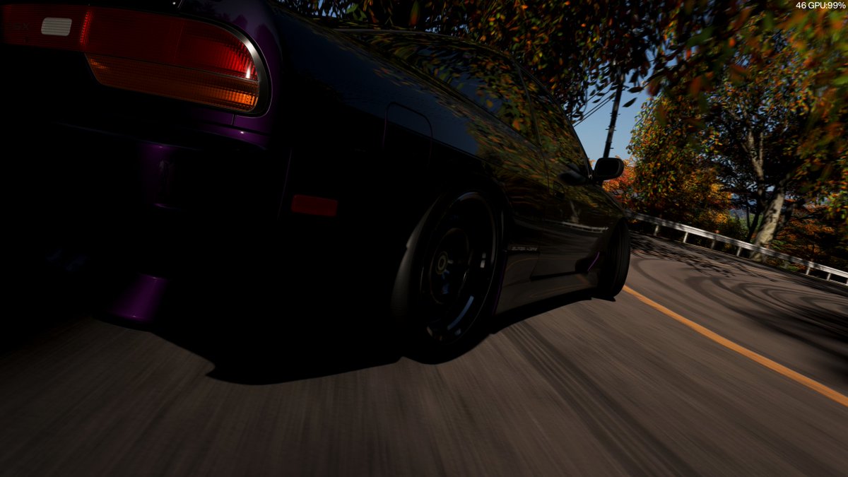 SO_03L's tweet photo. 気分転換にC500の240SXでドリフト
これくらいのスペックでもクラッチ蹴りまくれば繋がるし楽しいよw https://t.co/NjlducavFG