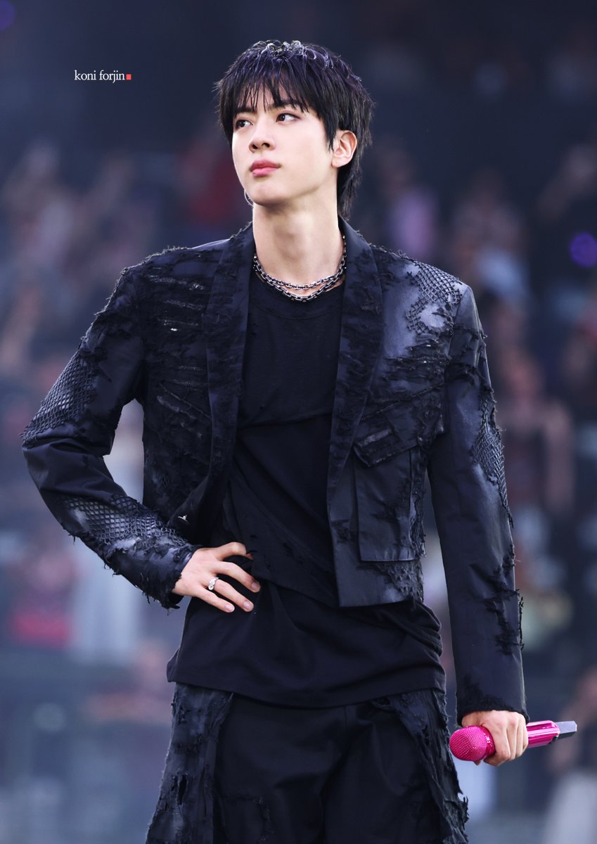 btsforever1207's tweet photo. 260701 BTS ARIRANG Brussels HD     

#BTS_WORLDTOUR_ARIRANG #방탄소년단진 #JIN #진 #BTS https://t.co/jJ8ljBeclv
