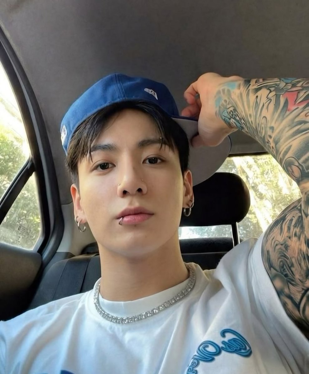 CONFESS STATION FK ᥫ᭡. tweet media