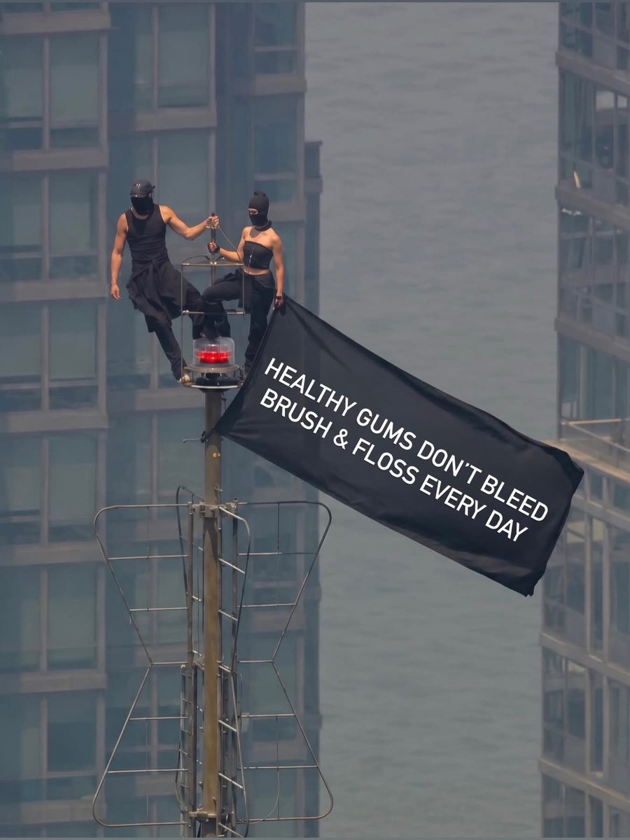 drmikemaroon's tweet photo. Did you all hear about the couple who climbed the Empire State Building antenna today? They must be dental professionals because they had an interesting message on their sign. π±
#AdvancedDental #berlinct #cromwellct #Connecticutdentist #BreakingNews #bestdentistct #smilemore https://t.co/C7LLUUv23J