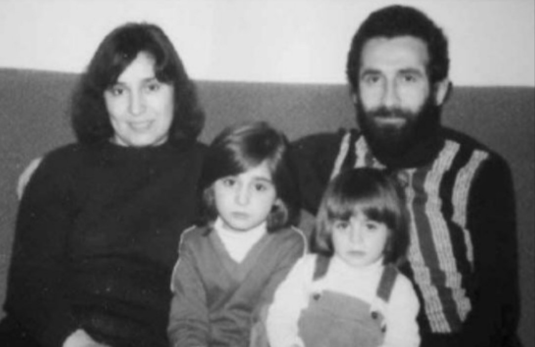 Efgila's tweet photo. @kilicdarogluk Ailene çocuklarına bu güne kadar haklarında İktidardan,yandaş medya tarafından soruşturma,iftira zan altında bırakacak haber yapılmaması Sizin çok önceden hazırlanmış bir planın parçası olduğunuzu anlıyor ve bunu bu günlerde çok net görüyoruz bu devran içinde silineceksiniz. https://t.co/rdUGdSUYpN