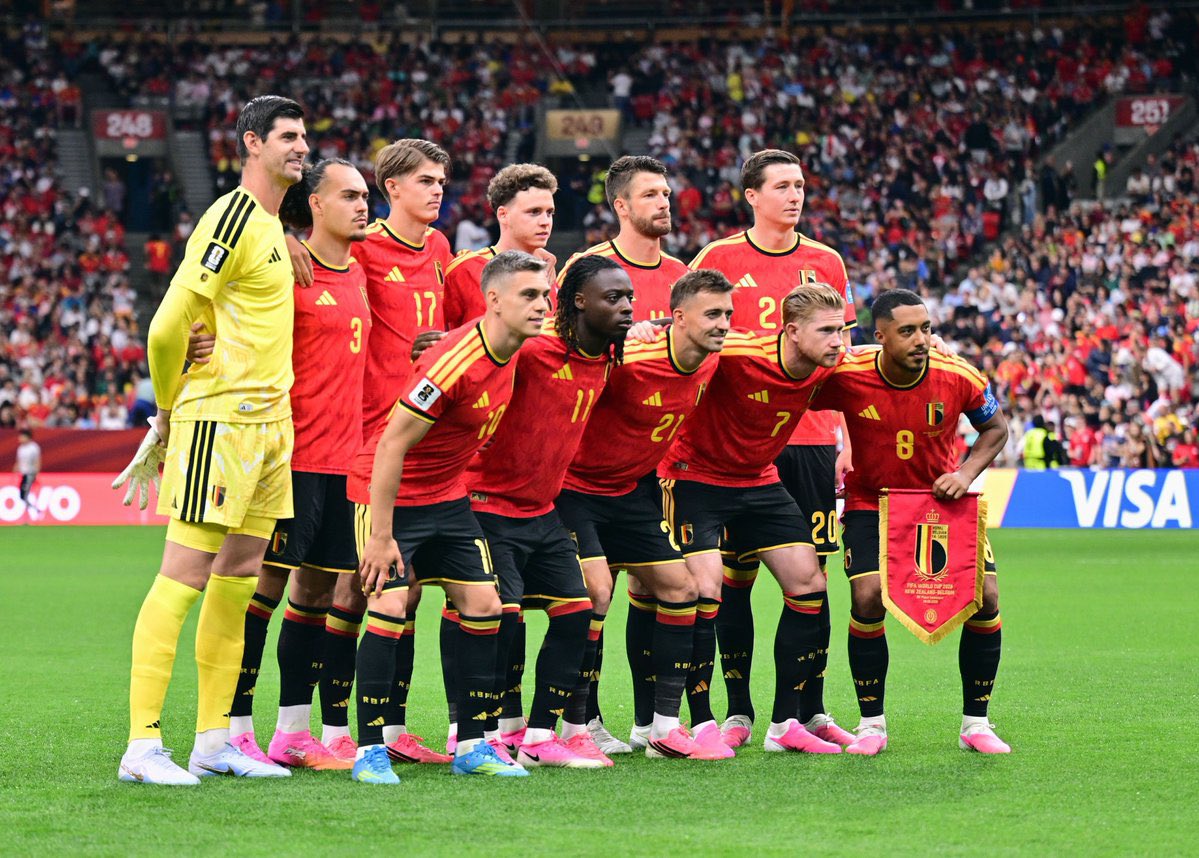 _BeFootball's tweet photo. 🚨🚨 LA STAT DE ZINZIN :

LA BELGIQUE 🇧🇪 DEVIENT LA PREMIÈRE NATION DE L’HISTOIRE EN CDM À ÉVITER UNE DÉFAITE EN ÉTANT MENÉ 2-0 À LA 85EME MINUTE 😱😱

(@lequipe) https://t.co/HaRtq6rejc