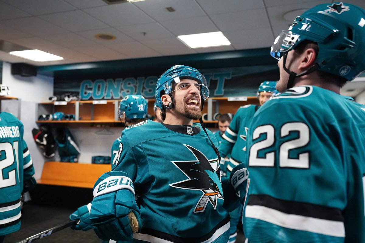 kavinm95's tweet photo. 📸 Never easy to say bye to a player who has been around since I first started with the Sharks 8 years ago.

We will miss the smiles and the fun personality. Best of luck in Winnipeg Mario! 🦈 https://t.co/u6s3z3l0tu