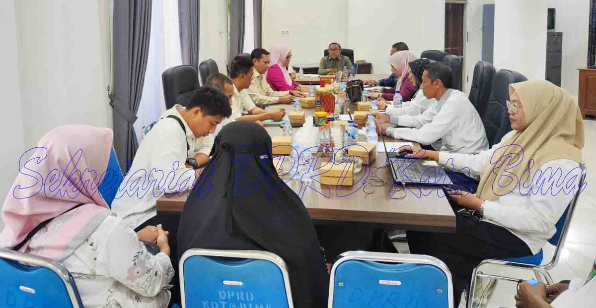 Setwankotabima's tweet photo. Komisi III DPRD Kota Bima Bahas Penanganan Galian C, Dorong Penguatan Pengawasan dan Penegakan Regulasi

Lanjutbaca ;https://t.co/ePaiabdiAv

📸 Foto / 🖋️ Editor: dian
 ✍️ Adm:@Setwankotabima 
 📰 Sumber:Sekretariat DPRD Kota Bima https://t.co/fIuMNETUga
