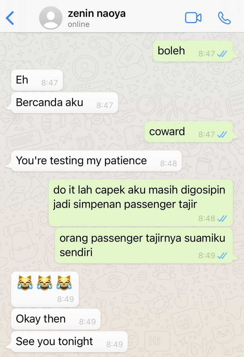 kamihiteo's tweet photo. naomeng sok santai padahal hati terbantai https://t.co/Z8EooqykBT