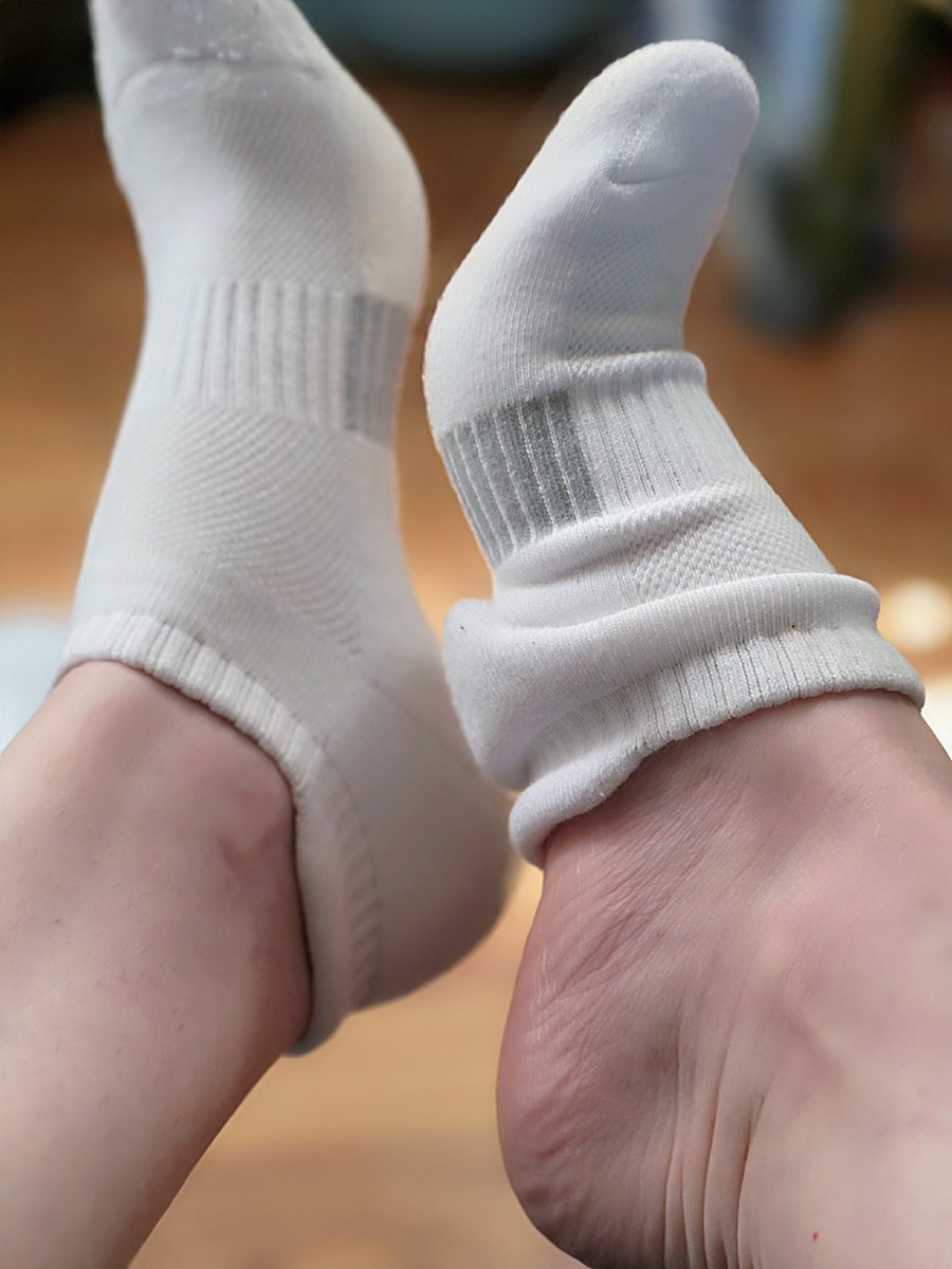 FeetPrincess867's tweet photo. @rt_feet Socks 🧦👣🥰 https://t.co/2n41canL1S
