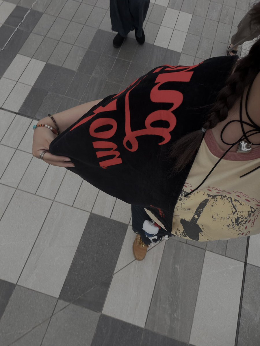 _owf3's tweet photo. 余韻ひたひた過ぎて昨日に戻りたい🫠
選曲神ってた♪✨️ 
東京まで行った甲斐があったし、絶対また行く❤️‍🔥 https://t.co/pinRNjMqbF