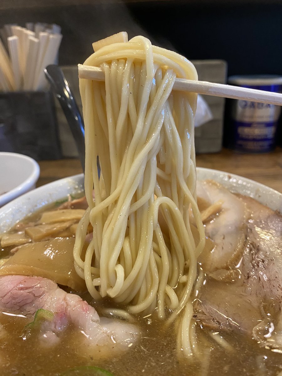 DR_FEELGOOD_614's tweet photo. 宮城県大崎市古川
煮干し朝ラー専門店 神魚
淡麗平子煮干しラーメン＋
雑穀米

今週も神魚の営業日に時間が空いてたから行っちゃった🐟🍜

最近、俺 奏に行き過ぎじゃない🤔❓

すっかり煮干し中毒になってます😆

来週は行けないから禁断症状が出そう…💧 https://t.co/qziJh4KJgg