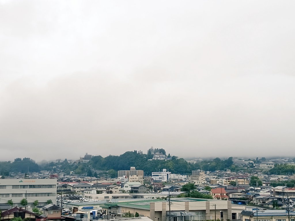 iguchi79's tweet photo. 雨！

#本日の風越山 https://t.co/NXfFl3zPqz