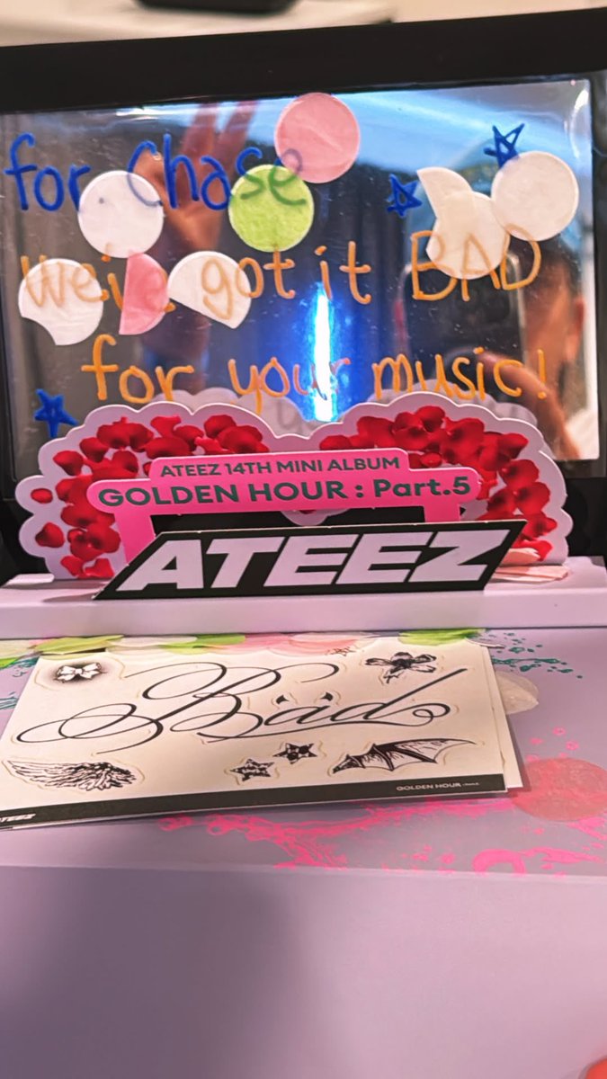 1024updates's tweet photo. [📷] Chase Atlantic received the GOLDEN HOUR : Part.5 'BAD' Album PR Package

#ATEEZ #에이티즈 @ATEEZofficial https://t.co/5bny5iSbKw