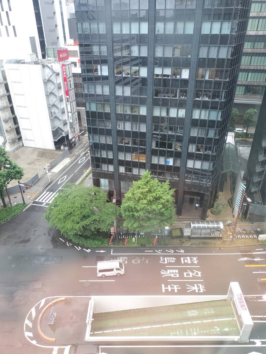 nagoya_human's tweet photo. 今日も雨ですね。この頃は雨が続いてあまりうれしくないですね。体調を整えて、もうすぐ始まる試験に向けて頑張っていきましょうー。 https://t.co/Zd2tq1PrqH