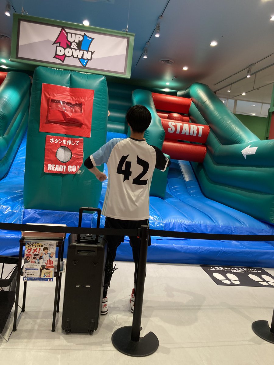 KSS__kobe's tweet photo. おはスパ！
今日も笑顔で営業中！！

#おはスパ
#六アイ https://t.co/P8ZgGodG5m
