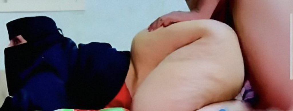 21867Sf's tweet photo. ابي بدويه شريفه وطاهره بنت قبايل تدخل علي المحل وانا لوحدي و��غريني وارطقها بعباتها ونقابها 🫦🔥🔥🔥

#معصيٰتي_رحٌتيِ https://t.co/qtyt4JCEEI