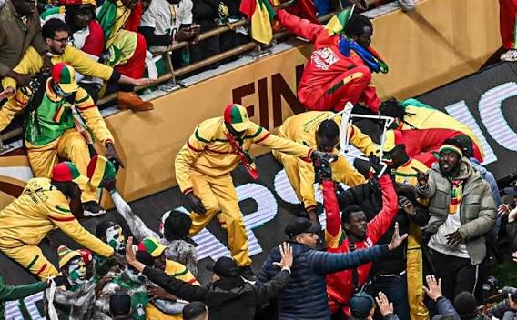 AnasMar106's tweet photo. @tropic_kana @Bebiaabi @TrollFootball Our brothers in afcon https://t.co/r9slxOxNzp