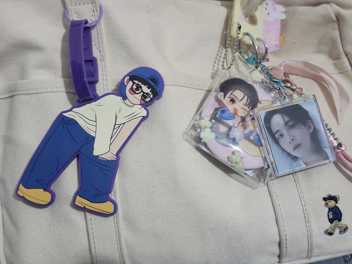 hilstory_'s tweet photo. Karna udah bulan Juli, kita bawa wonu jamet kemana-mana 🥰

makasii kaka @wonuwtion 🫶🫶💕 https://t.co/00JK2nuyJn