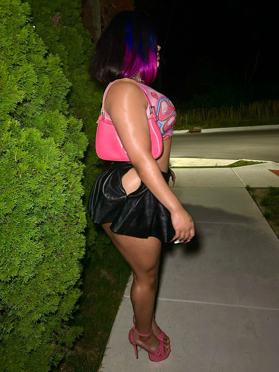 DatsCupcakez's tweet photo. Barbie🎀 https://t.co/qJFLPfaW6N