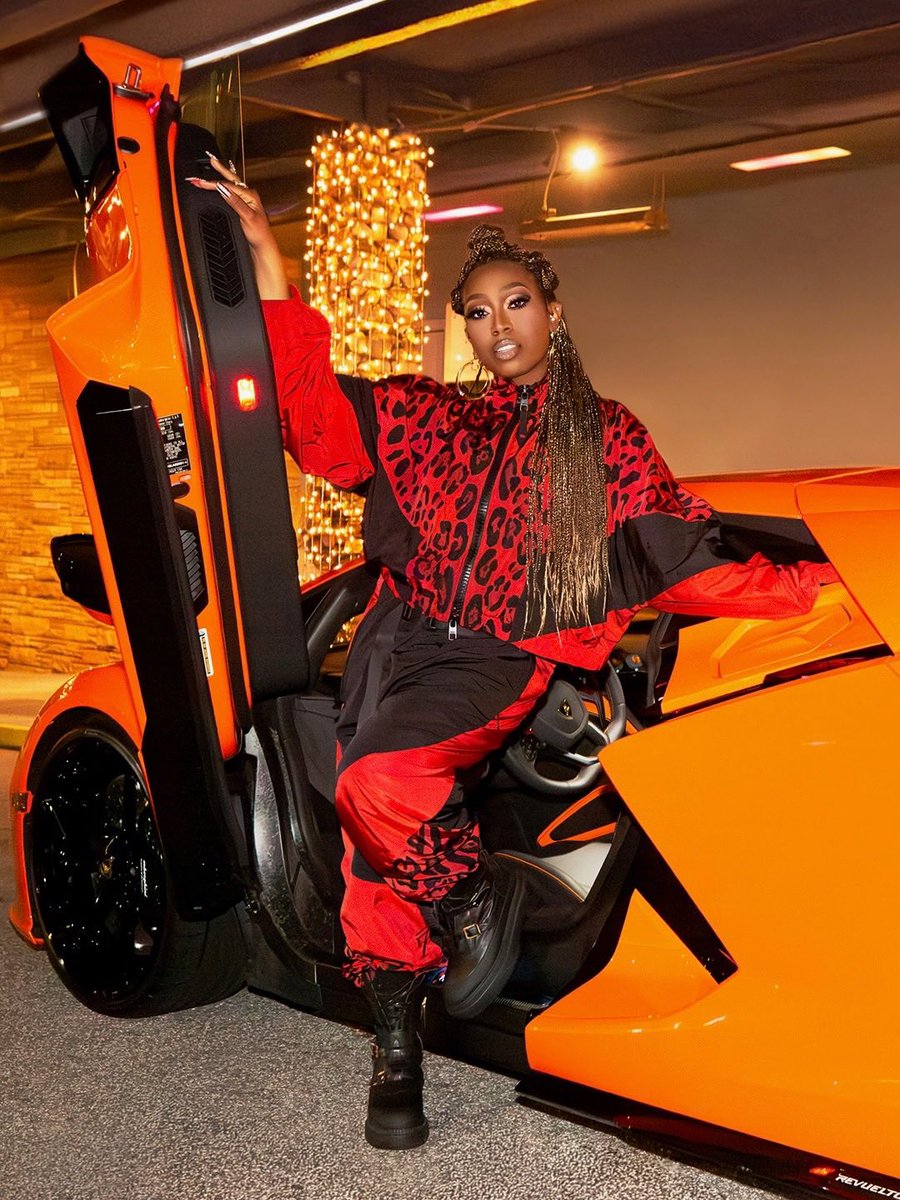 rapalert6's tweet photo. Happy 55th birthday to Missy Elliott. 🎈 https://t.co/Pm8xGhmZVc