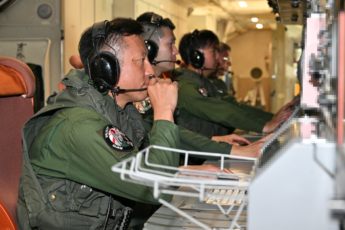 JapanJointStaff's tweet photo. On June 30, the Japan Self-Defense Forces conducted a series of electromagnetic warfare(EMW) training activities.
#ValiantShield #VS26 #EMW https://t.co/R6b9OLC7MR