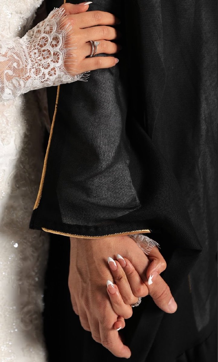 ihzll's tweet photo. 10/06/2026 💍🤍 https://t.co/vkN9FC07jh