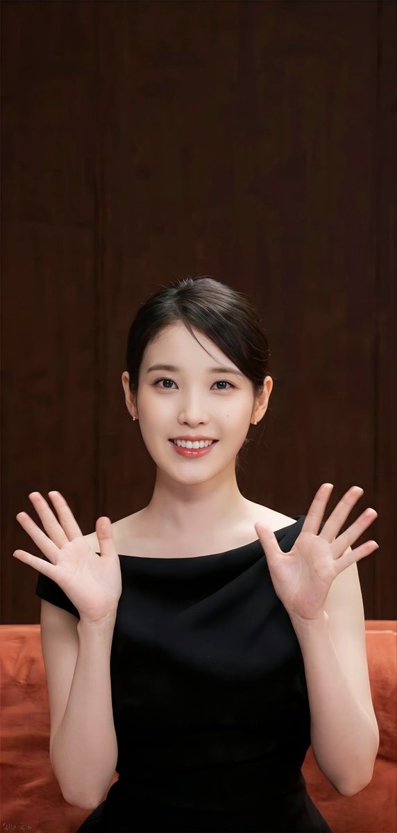 wyjc516's tweet photo. 아이유시
mobile wallpaper 
#아이유 #IU https://t.co/PSDxvQII6i