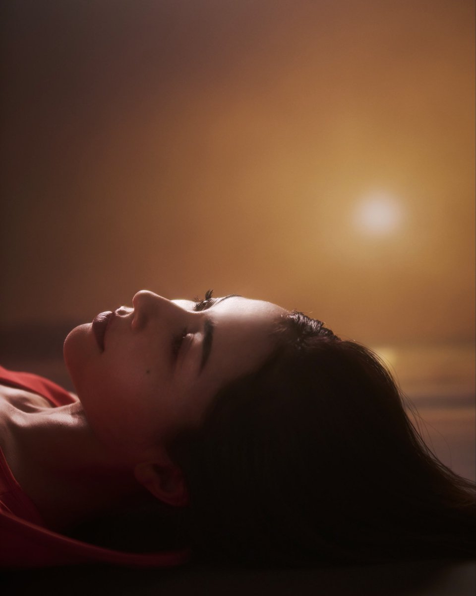 BENI098's tweet photo. JILI JILI 🧡🌅✨🎧

https://t.co/6i00jySBcQ https://t.co/yNojMrtIQw
