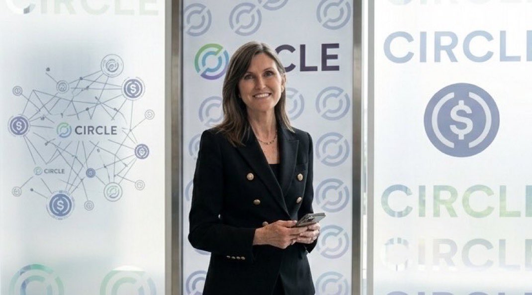 bullrunalpha's tweet photo. $CRCL  —  Cathie Wood and Ark bought 287,609 shares of Circle today.  👀

They’ve bought 421,821 shares in the last 3 days.

$USDC $EURC $USYC #Arc https://t.co/yAKKn8Mtny