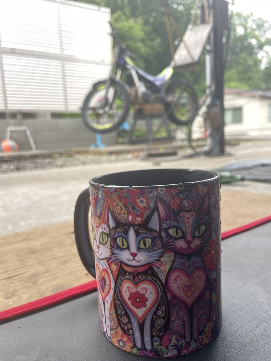 雨が降ったり、止んだり❗️ そんな時こそ…HOT Coffee❗️ #朝コーヒー